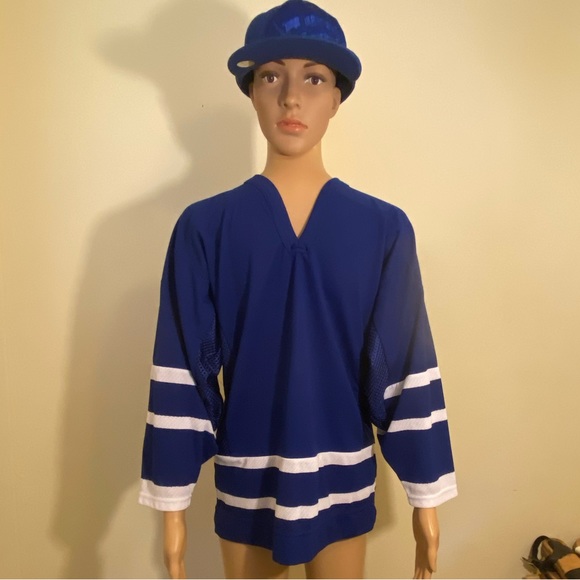 Men’s Reebok Official NBA Detroit Pistons Hat & Matching Color Jersey 2 Pc Set - Picture 1 of 5